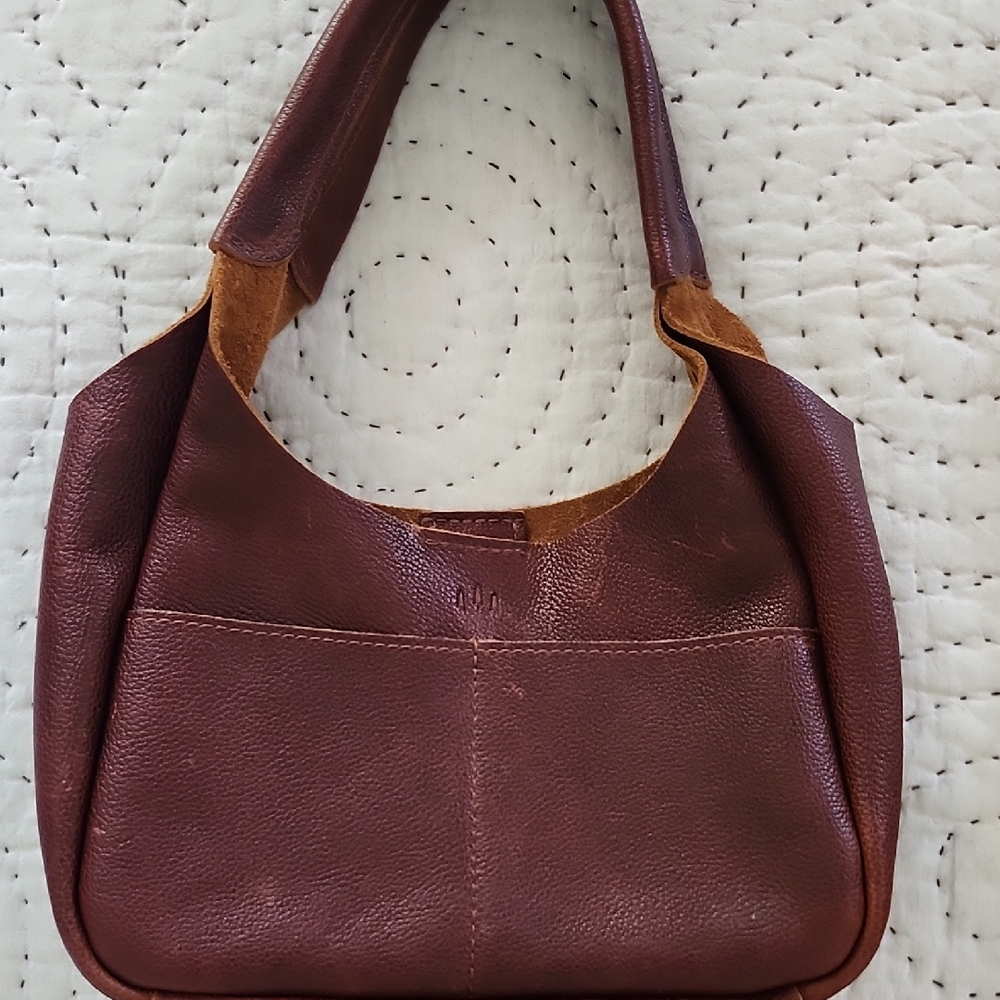 Portland Leather Shoulder Bag